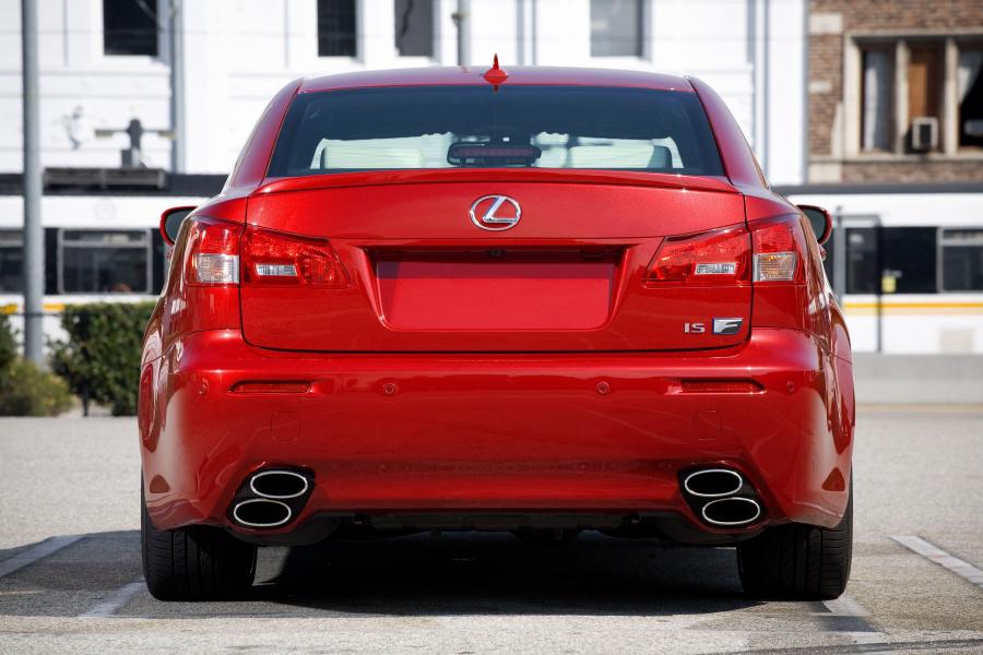  Lexus IS-F 2012 года  (фото 11 из 19)